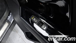 Kia Niro 1.6 HEV 2020 года из Южной Кореи