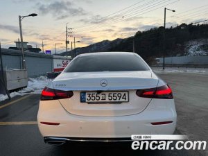 Mercedes-Benz E-Class E250 Avantgarde 2021 года из Южной Кореи