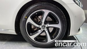 Mercedes-Benz E-Class E250 Avantgarde 2020 года из Южной Кореи