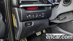 Kia Niro 1.6 HEV 2020 года из Южной Кореи