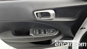 Hyundai Venue 1.6 Modern 2020 года из Южной Кореи