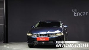Kia K5 Signature 2021 года из Южной Кореи