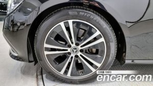 Mercedes-Benz E-Class E250 Avantgarde 2021 года из Южной Кореи