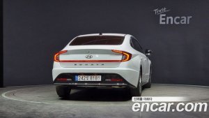 Hyundai Sonata 2.0 2022 года из Южной Кореи