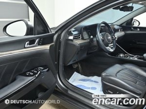Kia K5 Signature 2021 года из Южной Кореи