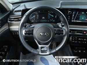 Kia K5 Signature 2021 года из Южной Кореи