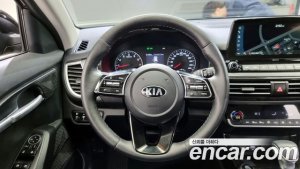 Kia Seltos Бензин 1.6 Turbo 2WD 2022 года из Южной Кореи