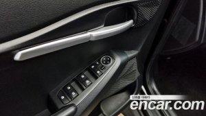 Kia Seltos Бензин 1.6 Turbo 2WD 2022 года из Южной Кореи