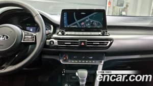 Kia Seltos Бензин 1.6 Turbo 2WD 2022 года из Южной Кореи