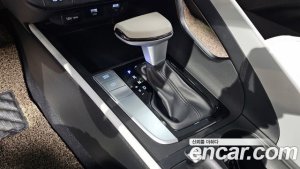 Hyundai AVANTE 1.6 2021 года из Южной Кореи