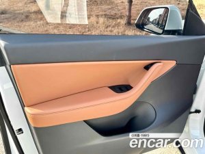 Tesla Model Y LONG RANGE 2021 года из Южной Кореи