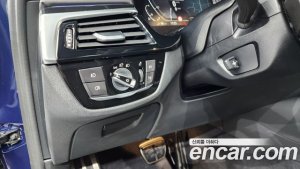 BMW 5-Series 530e M Sport 2020 года из Южной Кореи