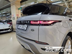 Land Rover Range Rover Evoque D180 SE 2020 года из Южной Кореи