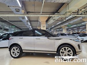 Land Rover Range Rover Evoque D180 SE 2020 года из Южной Кореи