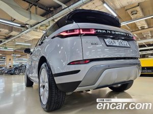 Land Rover Range Rover Evoque D180 SE 2020 года из Южной Кореи