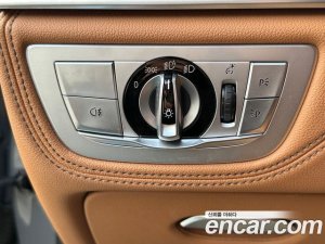 BMW 7-Series 740d xDrive M Sport 2021 года из Южной Кореи