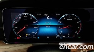Mercedes-Benz E-Class E250 Exclusive 2021 года из Южной Кореи