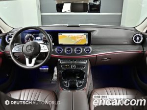 Mercedes-Benz CLS-Class CLS300d AMG Line 2020 года из Южной Кореи