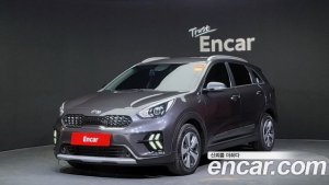 Kia Niro 1.6 HEV 2020 года из Южной Кореи