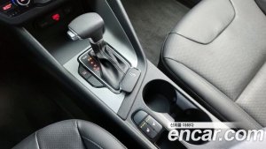 Kia Niro 1.6 HEV 2020 года из Южной Кореи