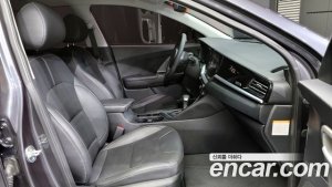 Kia Niro 1.6 HEV 2020 года из Южной Кореи