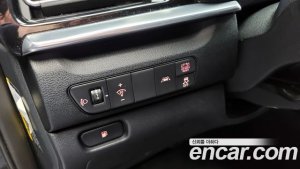 Kia Niro 1.6 HEV 2020 года из Южной Кореи
