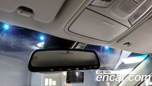 Kia Niro 1.6 HEV 2020 года из Южной Кореи