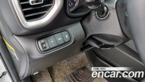 Hyundai Venue 1.6 Modern 2020 года из Южной Кореи