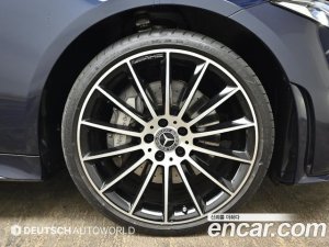 Mercedes-Benz CLS-Class CLS450 4MATIC AMG Line 2020 года из Южной Кореи