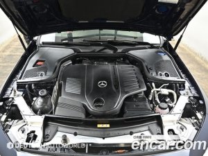 Mercedes-Benz CLS-Class CLS450 4MATIC AMG Line 2020 года из Южной Кореи