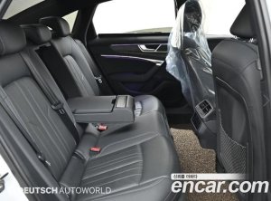 Audi A6 45 TDI 4WD Premium 2020 года из Южной Кореи
