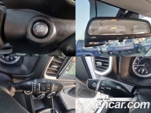 Hyundai Venue 1.6 Smart 2020 года из Южной Кореи