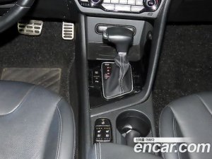 Kia Niro 1.6 HEV 2020 года из Южной Кореи