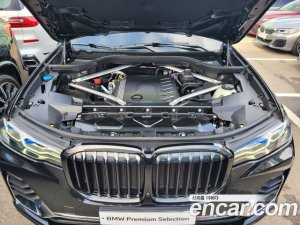 BMW X7 xDrive 40d Design Pure Excellence 6인승 2021 года из Южной Кореи