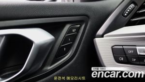 BMW 1-Series 118d Joy First Edition 2020 года из Южной Кореи