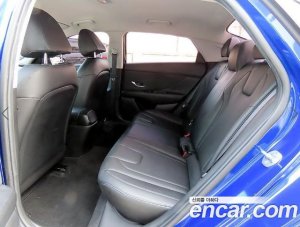 Hyundai AVANTE 1.6 2021 года из Южной Кореи