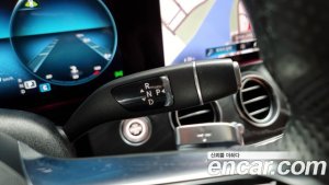 Mercedes-Benz E-Class E220d 4MATIC AMG Line 2021 года из Южной Кореи