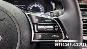Kia Seltos Бензин 1.6 Turbo 2WD 2022 года из Южной Кореи