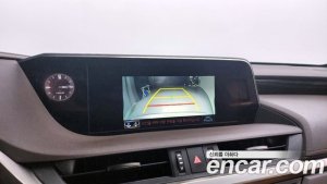 Lexus ES Luxury Plus 2021 года из Южной Кореи