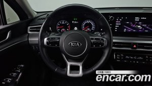 Kia K5 2.0 2021 года из Южной Кореи