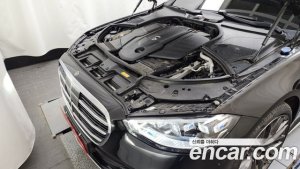 Mercedes-Benz S-Class S400 d 4MATIC 2021 года из Южной Кореи