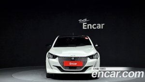 Peugeot 208 GT Line 2021 года из Южной Кореи