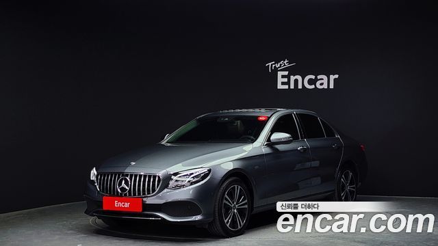 Mercedes-Benz E-Class E220d Avantgarde 2020 года из Кореи