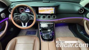 Mercedes-Benz E-Class E220d Avantgarde 2020 года из Южной Кореи