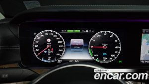Mercedes-Benz E-Class E300e 4MATIC Exclusive 2020 года из Южной Кореи