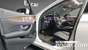 Mercedes-Benz E-Class E300e 4MATIC Exclusive 2020 года из Южной Кореи
