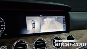 Mercedes-Benz E-Class E300e 4MATIC Exclusive 2020 года из Южной Кореи