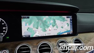 Mercedes-Benz E-Class E300e 4MATIC Exclusive 2020 года из Южной Кореи