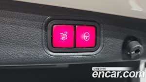 Mercedes-Benz E-Class E300e 4MATIC Exclusive 2020 года из Южной Кореи