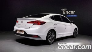 Hyundai AVANTE 1.6 2020 года из Южной Кореи